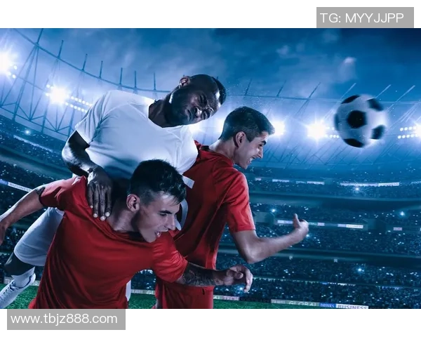 聚焦绿茵巨星背影见证拼搏激情与荣耀瞬间